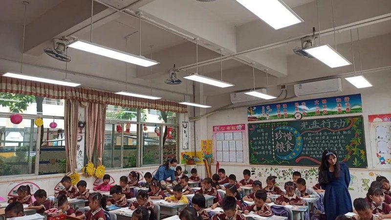 楼体亮化报价里的平米玄机