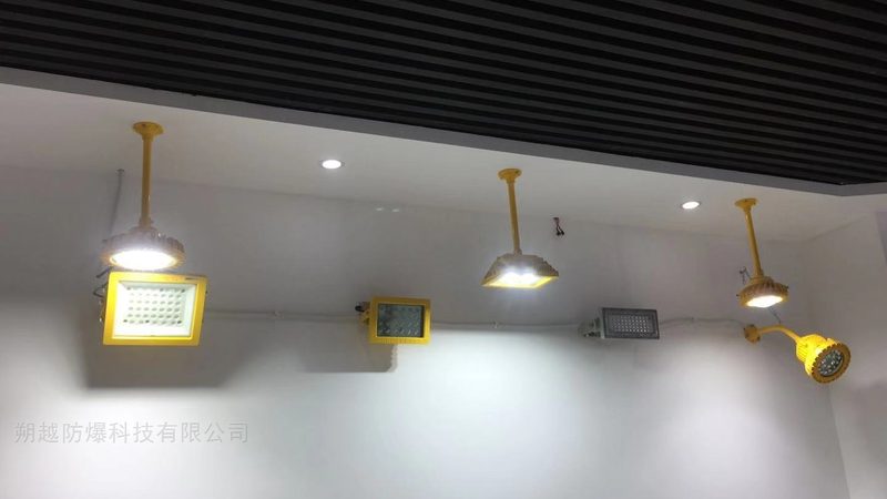 山体景观照明效果图制作：如何打造夜间璀璨风景线